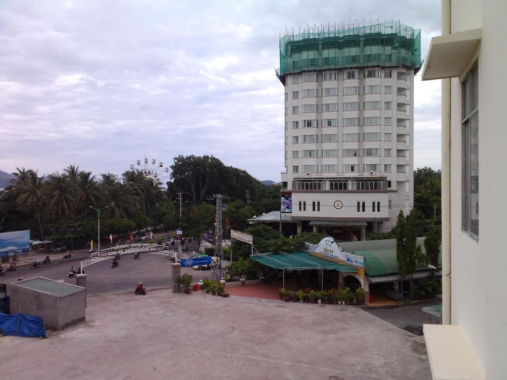 Thanh Dat Hotel Nha Trang Buitenkant foto